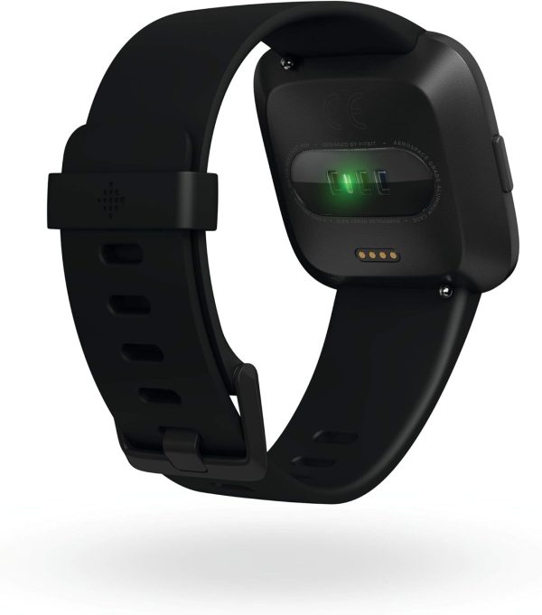 Fitbit Versa Smart Watch, Multisport Tracker, Black/Black Aluminium, One Size (S & L Bands Included) (Renewed) - Image 5